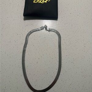 Men’s Silver Herringbone Necklace - Sleek Chain with Secure Clasp